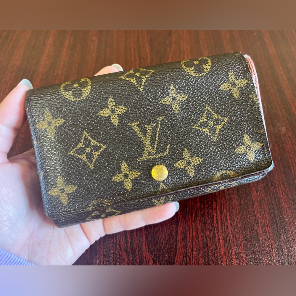 Louis Vuitton Tresor wallet Monogram